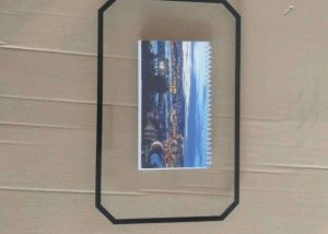 GLASS-PICTURE-FRAME_