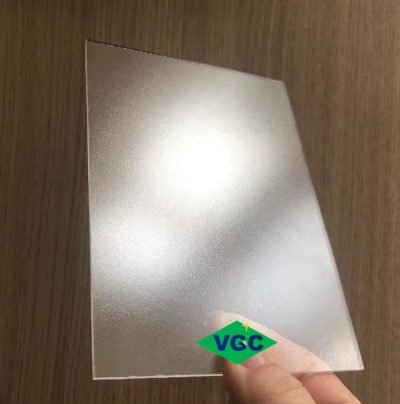 3,2mm SOLAR MATT PRISMATIC GLASS