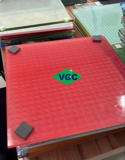 Tinted Pattern Glass China Supplier